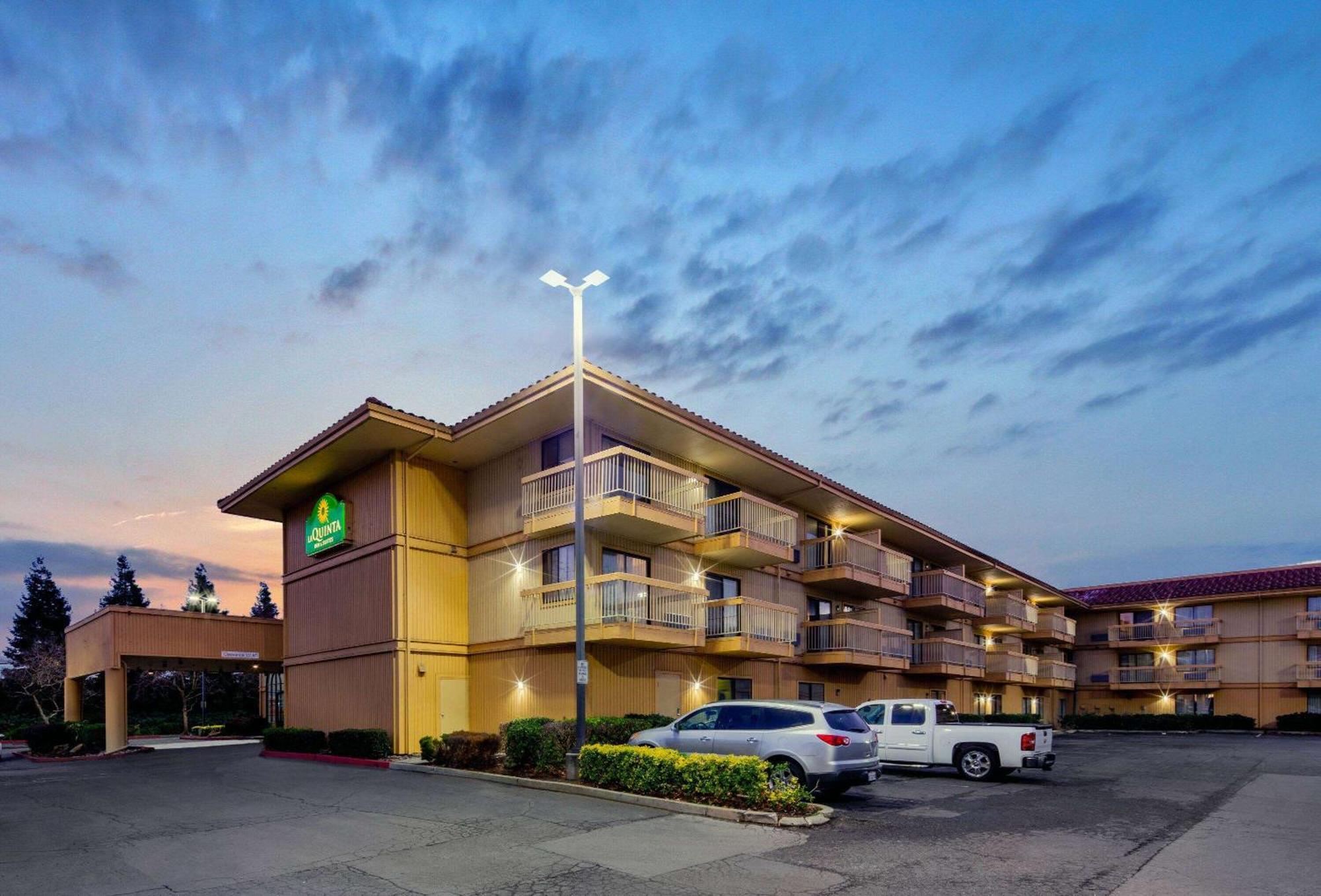 Hotel La Quinta By Wyndham Oakland - Hayward Exterior foto